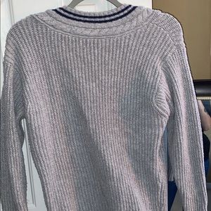 American eagle outfitters long sleeve sweater
